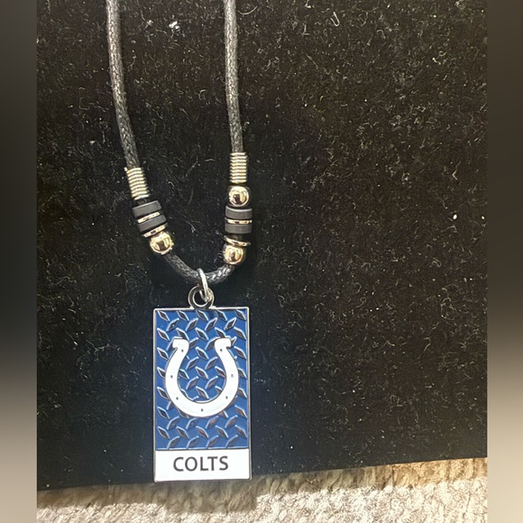 Indianapolis Colts Blue and Black Pendant Necklace NWT - Picture 1 of 6